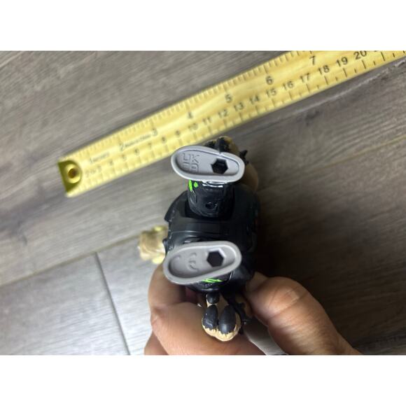 TMNT Rocksteady Mutations Playmates Action Figure 5" Green Paint Splatter 2020 - Picture 2 of 6